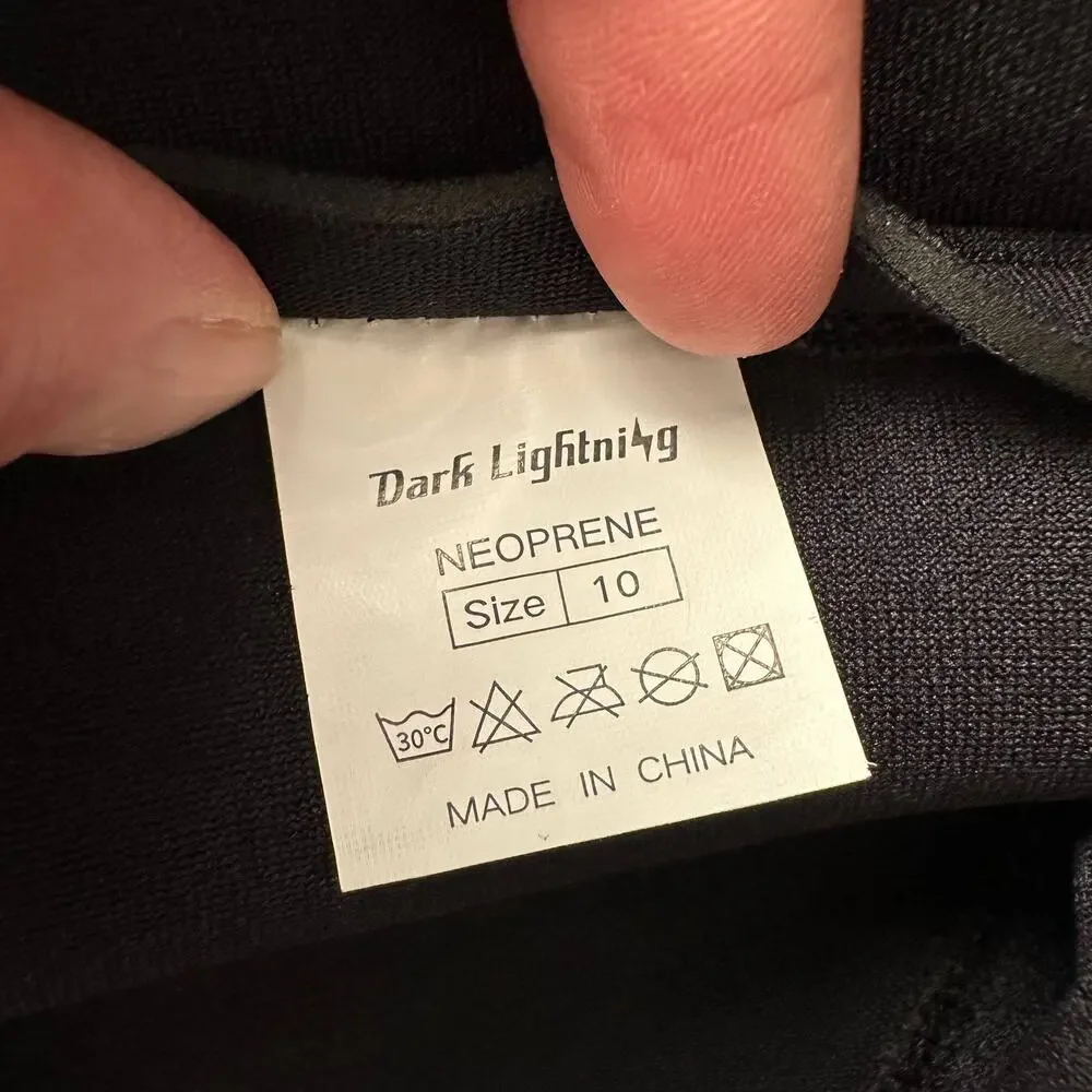 Dark Lightning EUC Shorty‎ 2MM Neoprene Black Blue Wetsuit Kids 10 - Picture 7 of 7